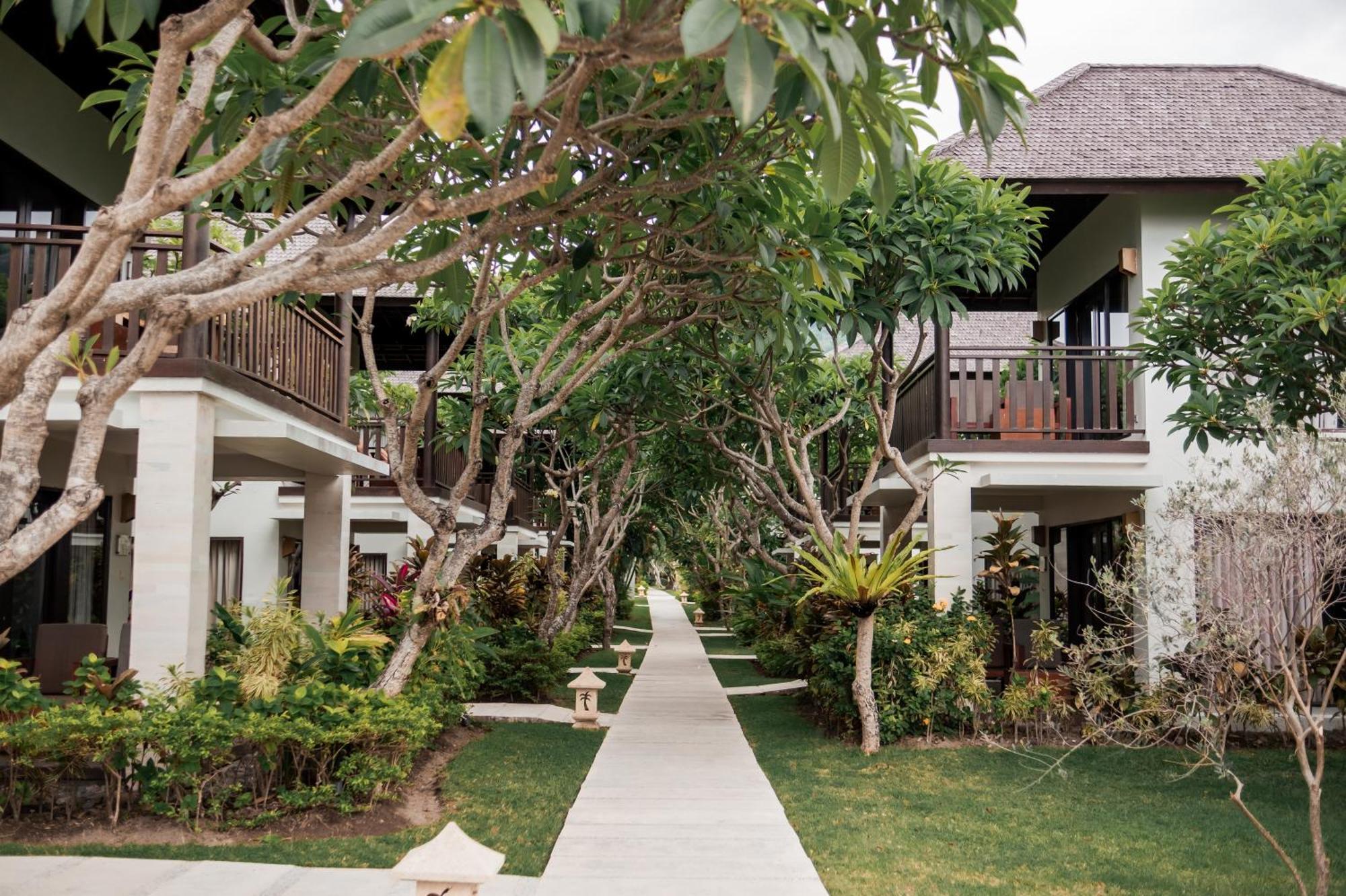 Living Asia Resort y spa Senggigi Exterior foto