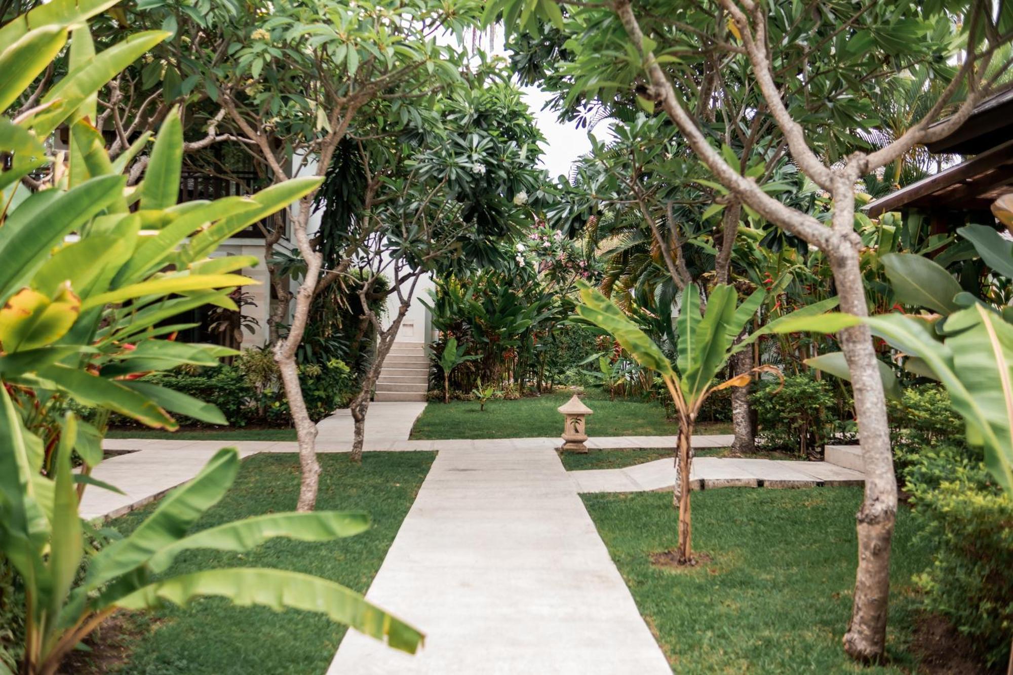 Living Asia Resort y spa Senggigi Exterior foto